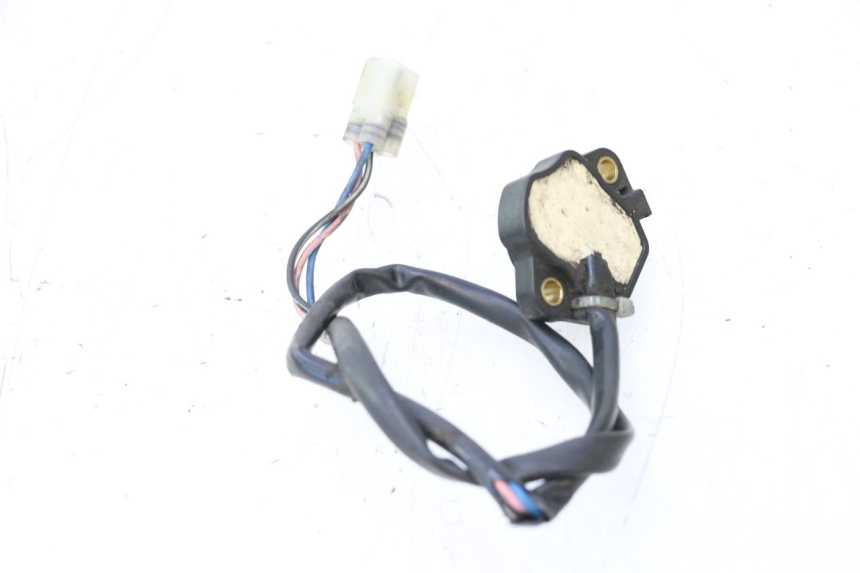 photo de SENSOR PUNTO MUERTO SUZUKI SV S 650 (2003 - 2009) - Detalle de la pieza