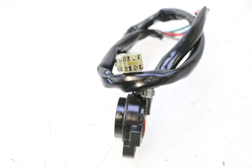 photo de SENSOR PUNTO MUERTO SUZUKI SV S 650 (1999 - 2002) - Zoom estado de uso