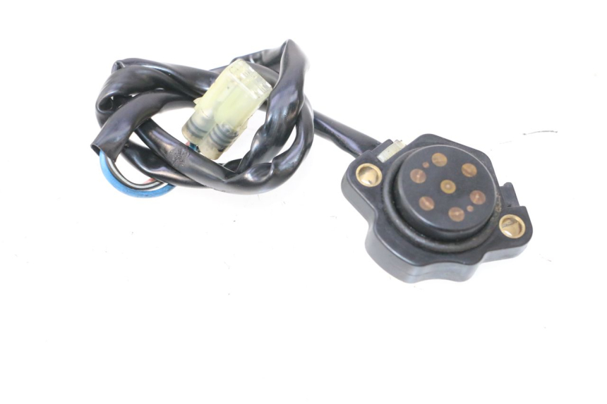 photo de SENSOR PUNTO MUERTO SUZUKI SV S 650 (2003 - 2009) - Otra perspectiva