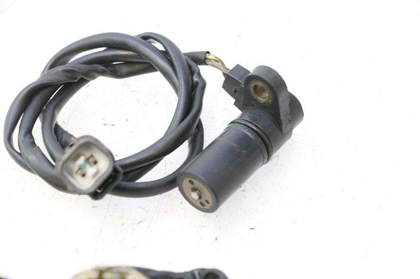 photo de SENSOR POSICIÓN CVT SUZUKI BURGMAN EXECUTIVE ABS 650 (2006 - 2012) - Zoom estado de uso