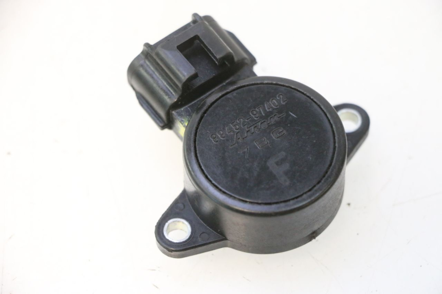 photo de ABERTURA GAS SUZUKI BURGMAN 125 (2007 - 2014) - Vista principal