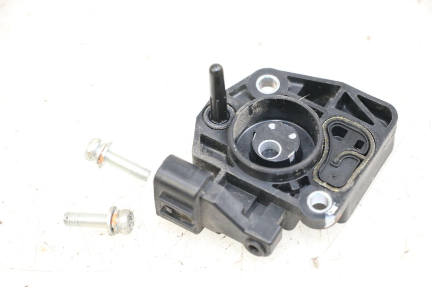 photo de SENSOR TPS YAMAHA BW'S BWS 125 (2010 - 2013) - Detalle de la pieza