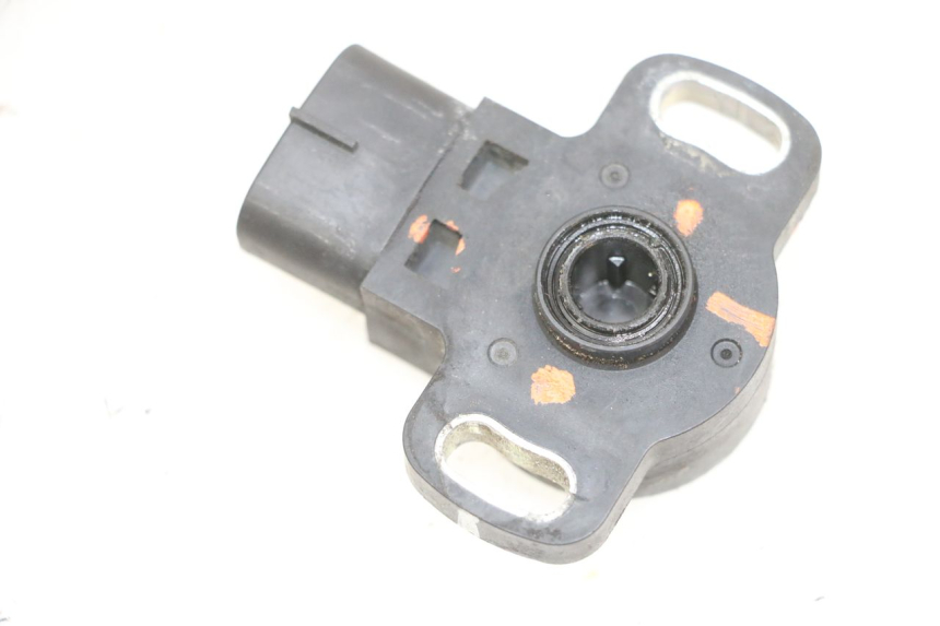 photo de ABERTURA GAS YAMAHA FJR ABS 1300 (2006 - 2012) - Zoom estado de uso