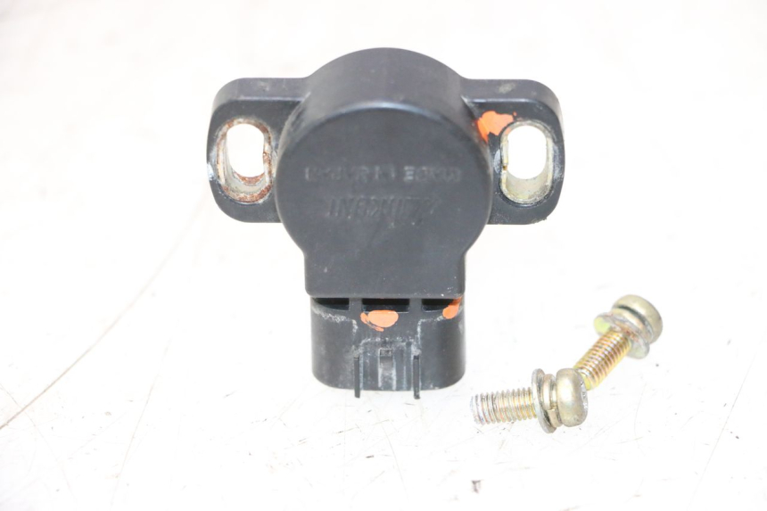 photo de ABERTURA GAS YAMAHA FJR 1300 (2001 - 2005) - Zoom estado de uso