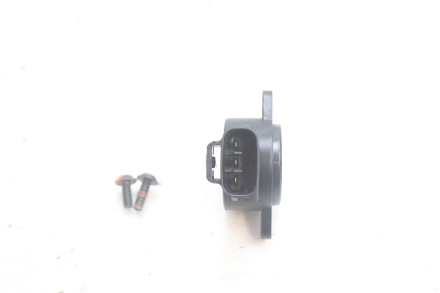 photo de SENSOR TPS YAMAHA XMAX X-MAX 125 (2006 - 2009) - Otra perspectiva