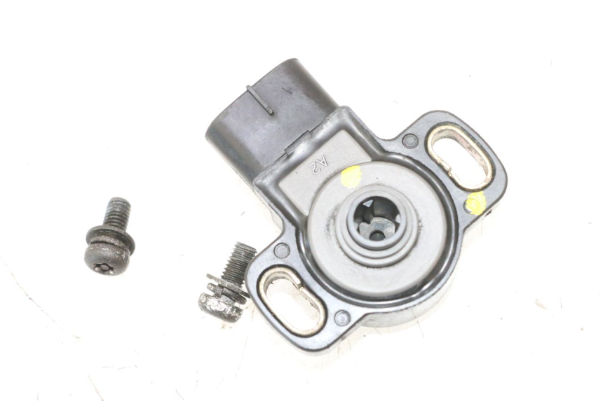 photo de ABERTURA GAS YAMAHA XJR 1300 (1998 - 2002) - Zoom estado de uso