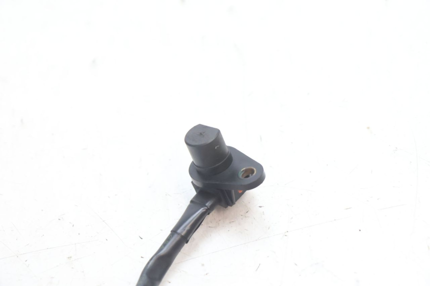 photo de SENSOR VELOCIDAD SUZUKI GSR 600 (2005 - 2012) - Otra perspectiva