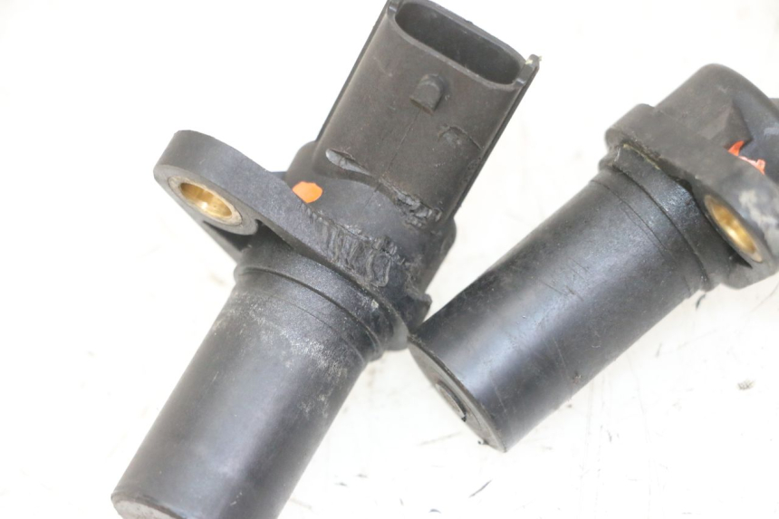 photo de SENSOR VELOCIDAD PIAGGIO IE MP3 YOURBAN 300 (2011 - 2016) - Otra perspectiva