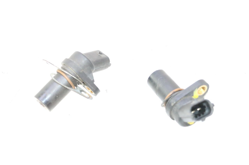 photo de SENSOR VELOCIDAD PIAGGIO MP3 500 (2011 - 2015) - Primer plano técnico