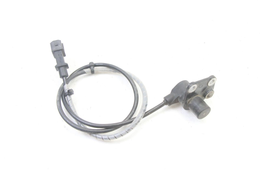 photo de SENSOR VELOCIDAD PIAGGIO NEW TYPHOON 50 (2018 - 2021) - Primer plano técnico