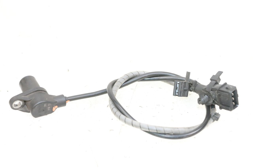 photo de SENSOR VELOCIDAD PIAGGIO NEW TYPHOON 50 (2018 - 2021) - Primer plano técnico