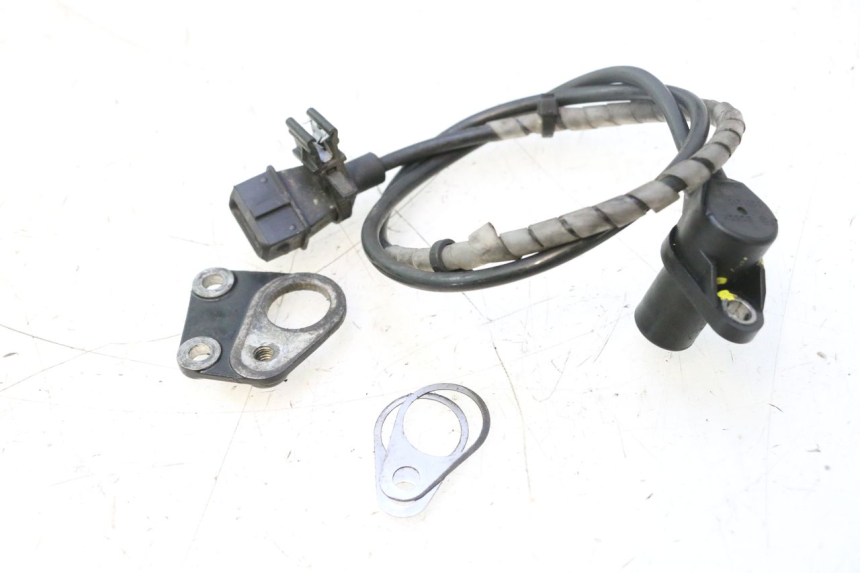 photo de SENSOR VELOCIDAD PIAGGIO NEW TYPHOON 50 (2018 - 2021) - Primer plano técnico