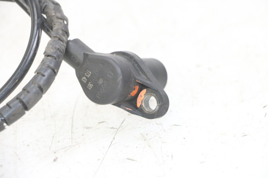 photo de SENSOR VELOCIDAD PIAGGIO NRG POWER PUREJET 50 (2018 - 2021) - Primer plano técnico