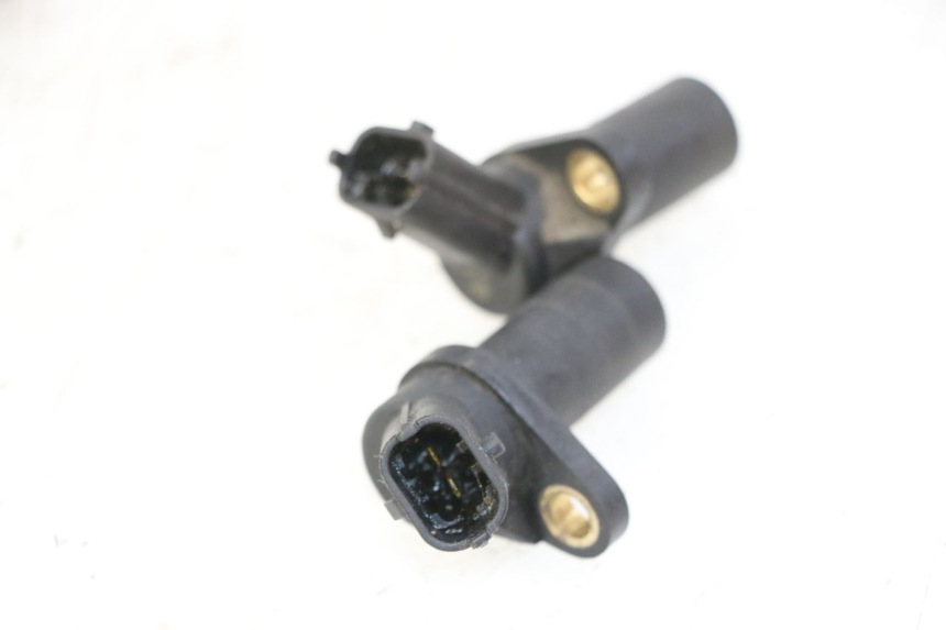 photo de SENSOR VELOCIDAD PIAGGIO MP3 125 (2006 - 2014) - Zoom estado de uso