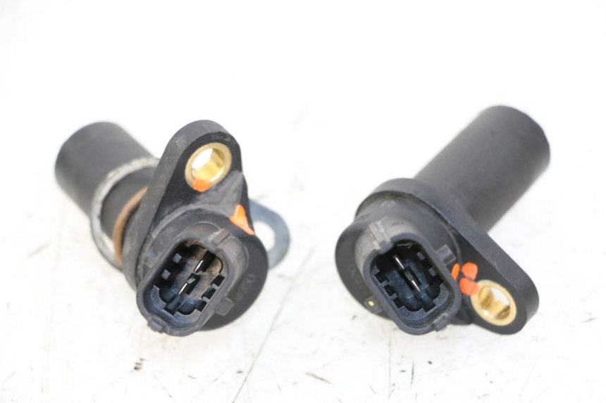 photo de SENSOR VELOCIDAD PIAGGIO MP3 LT 400 (2007 - 2012) - Otra perspectiva