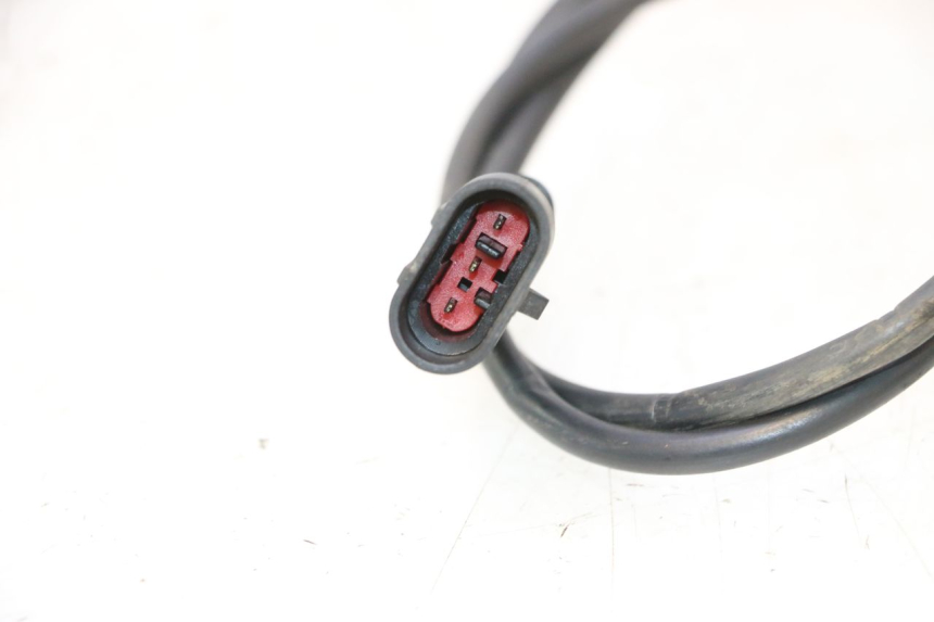 photo de SENSOR VELOCIDAD DUCATI SS IE DS CARENEE 1000 (2002 - 2006) - Primer plano técnico