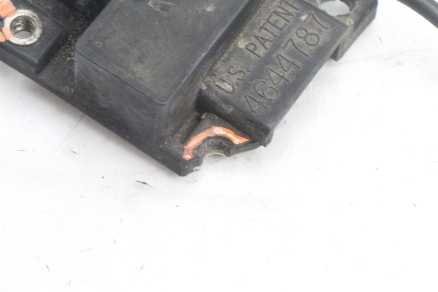 photo de SENSOR VELOCIDAD YAMAHA WAVE RUNNER GP R 1200 (2000 - 2003) - Primer plano técnico