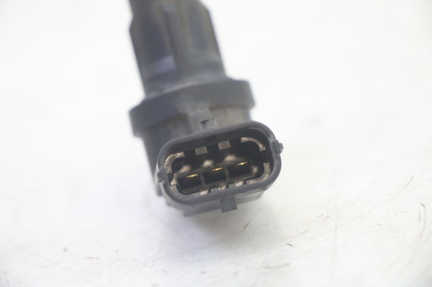 photo de SENSOR VELOCIDAD PIAGGIO XEVO - X EVO 125 (2007 - 2017) - Primer plano técnico