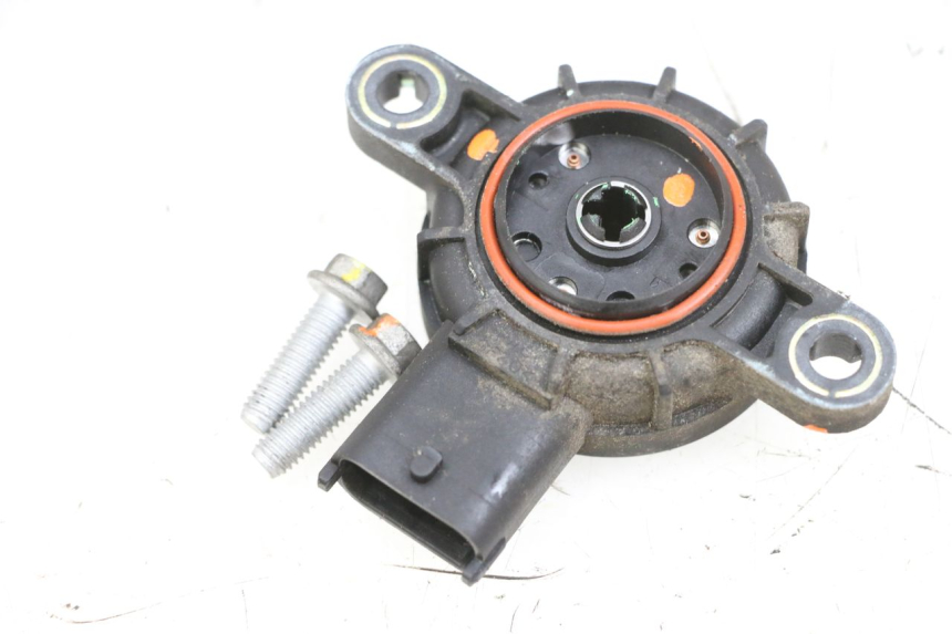 photo de SENSOR POSICIÓN ROLL LOCK PIAGGIO MP3 125 (2006 - 2014) - Zoom estado de uso