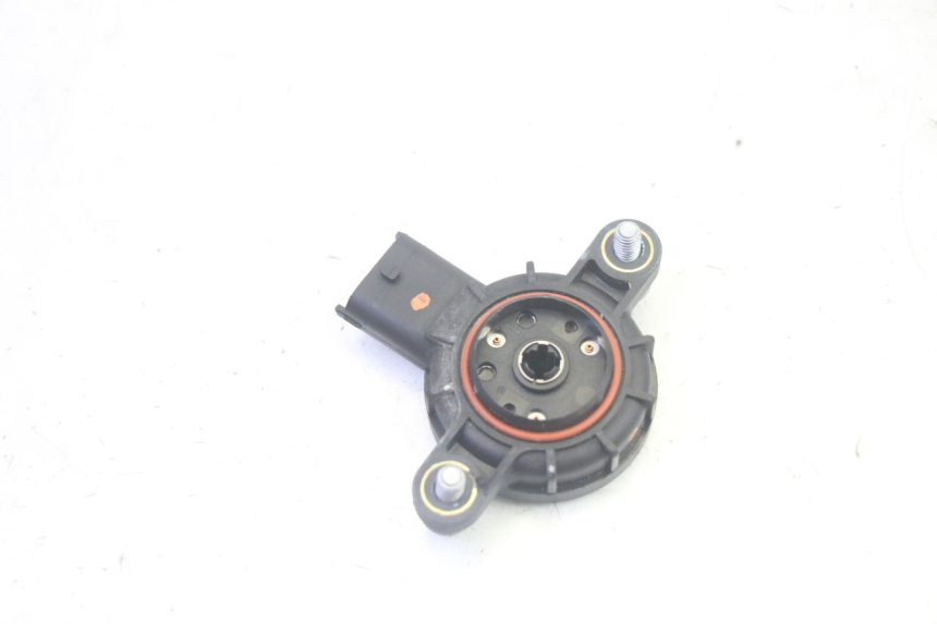 photo de SENSOR POSICIÓN ROLL LOCK PIAGGIO MP3 RL 250 (2006 - 2010) - Otra perspectiva