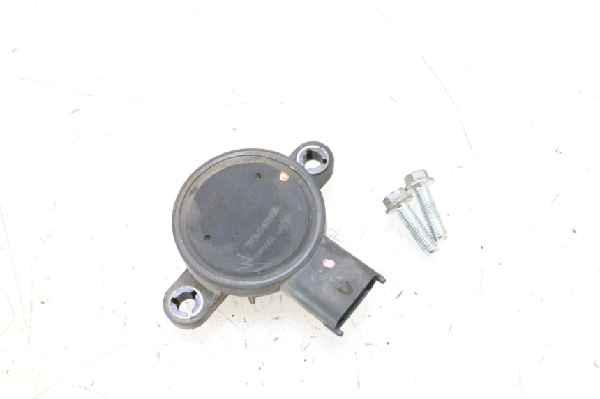 photo de SENSOR POSICIÓN ROLL LOCK PIAGGIO MP3 125 (2006 - 2014) - Vista principal