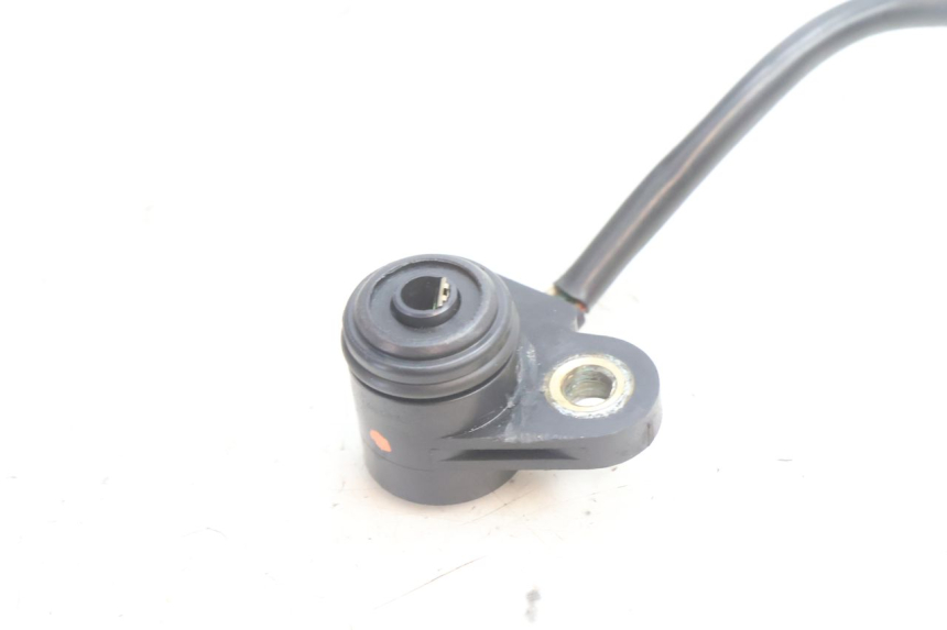 photo de SENSOR POSICIÓN ROLL LOCK PIAGGIO MP3 500 (2016 - 2018) - Detalle de la pieza