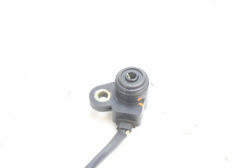 photo de SENSOR POSICIÓN ROLL LOCK PIAGGIO MP3 500 (2016 - 2018) - Otra perspectiva