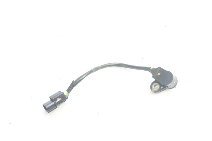 photo de SENSOR POSICIÓN ROLL LOCK PIAGGIO MP3 500 (2016 - 2018) - Primer plano técnico