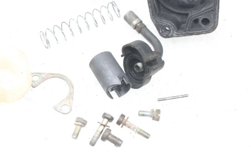 photo de CARBURADOR YAMAHA AEROX NAKED 2T 50 (2013 - 2017) - Características distintivas