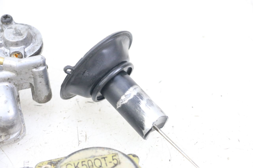 photo de CARBURADOR KYMCO AGILITY 4T 50 (2005 - 2018) - Zoom estado de uso