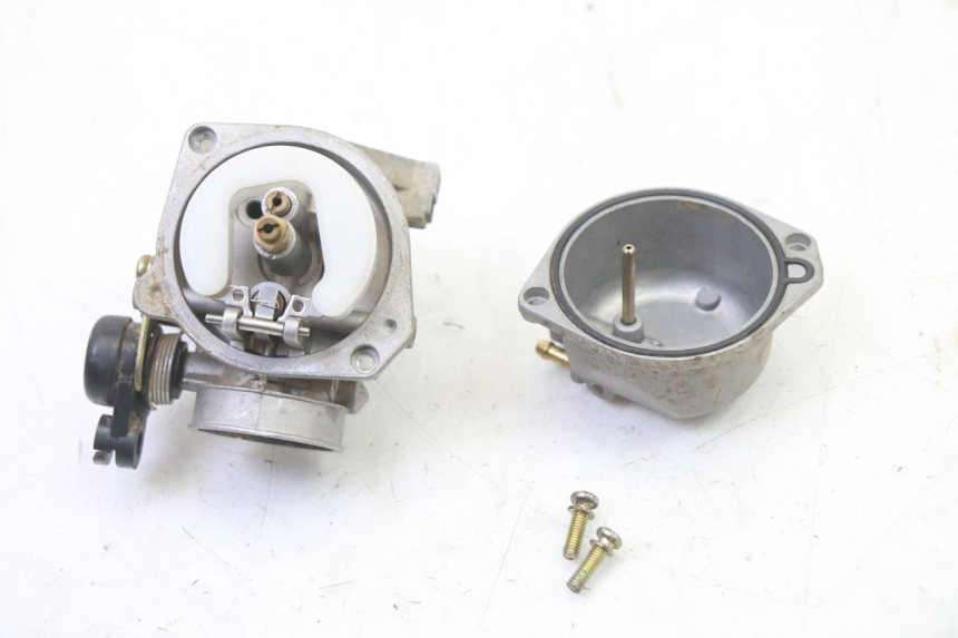 photo de CARBURADOR KEROX BAZOOKA 110 - Estado de la superficie y material