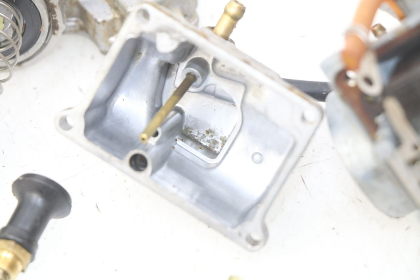 photo de CARBURADOR YAMAHA BLASTER 200 (2003 - 2007) - Primer plano de alta resolución