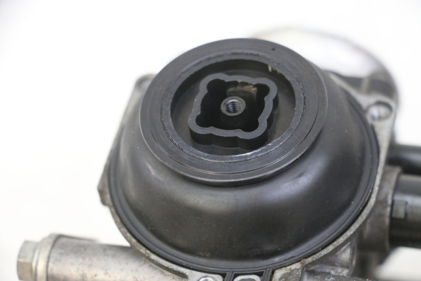 photo de CARBURADOR HONDA CBF 500 (2004 - 2007) - Primer plano de alta resolución