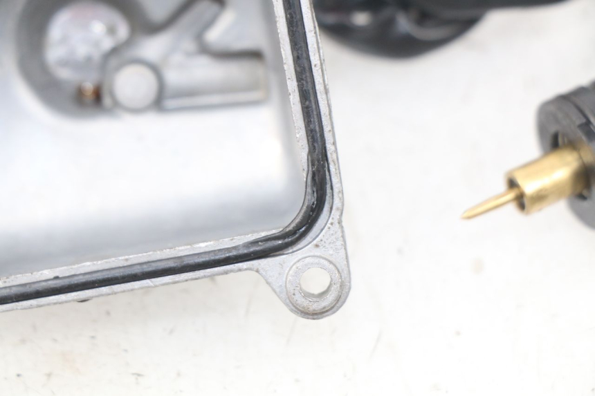 photo de CARBURADOR JMSTAR CJ12M 125 (2005 - 2007) - Estado de la superficie y material