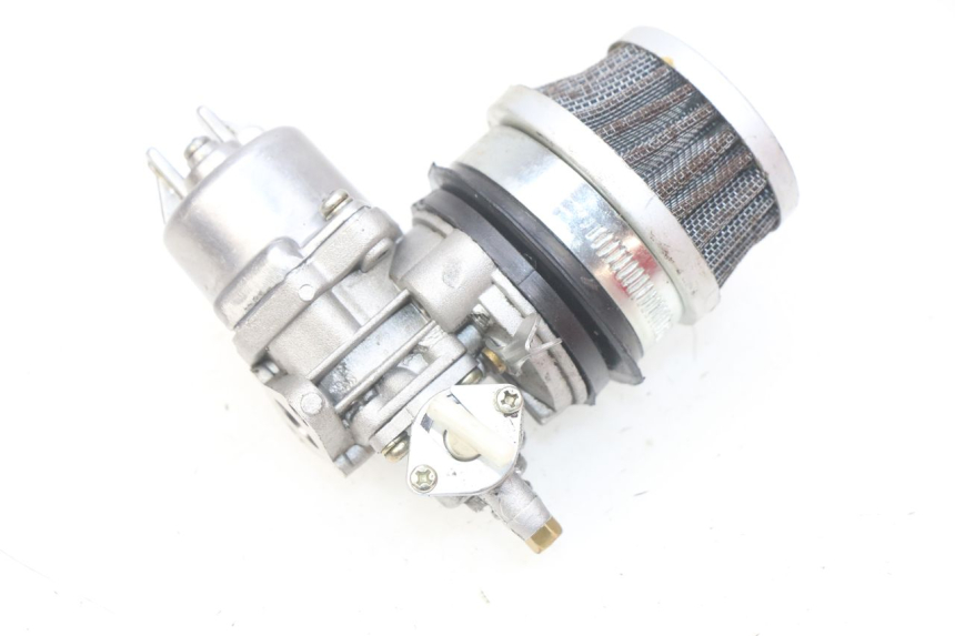 photo de CARBURADOR POCKET BIKE CROSS 50 - Detalles de los puntos de fijación