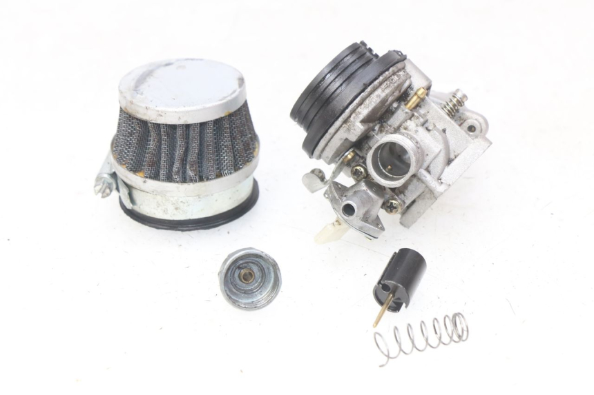 photo de CARBURADOR POCKET BIKE CROSS 50 - Estado de la superficie y material
