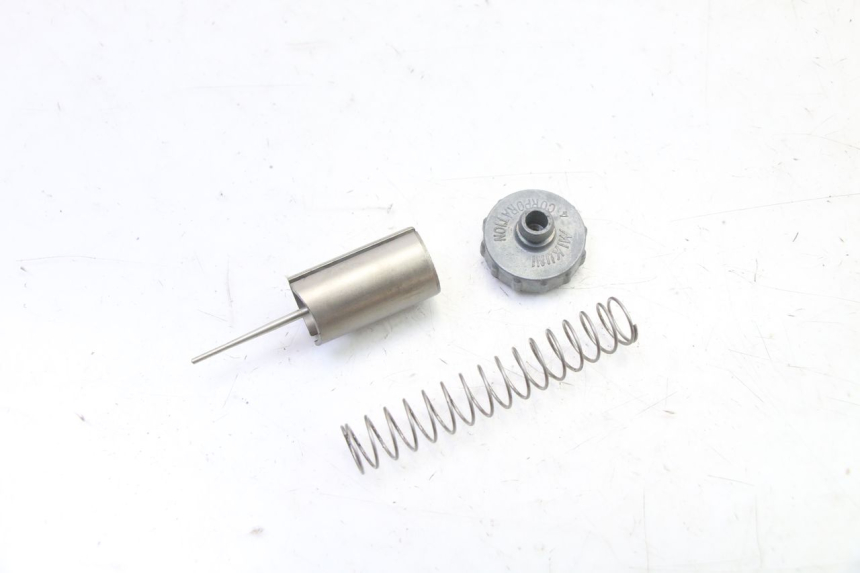 photo de CARBURADOR SPEEDY DELUXE 125 - Zoom sobre los componentes