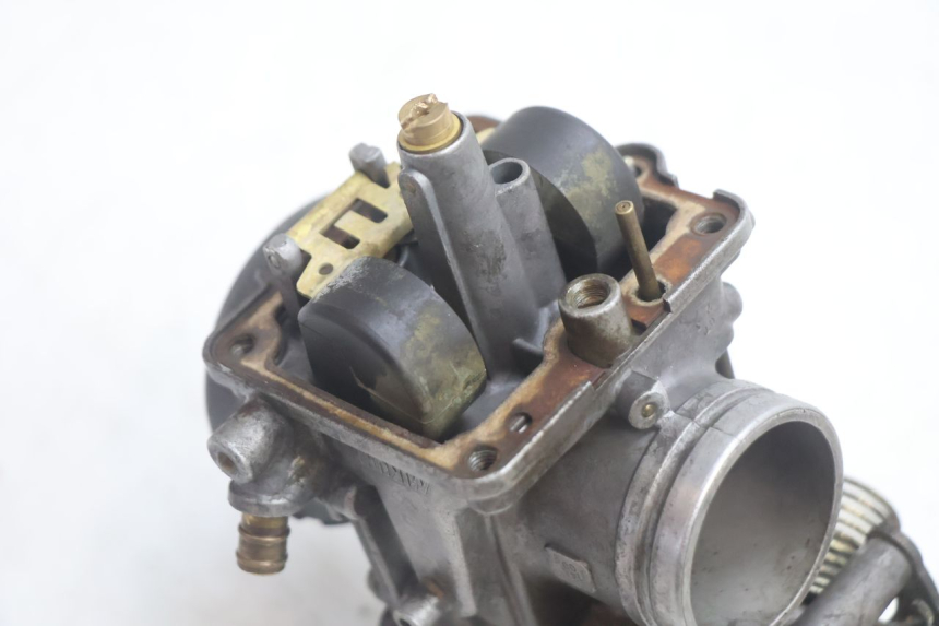 photo de CARBURADOR SUZUKI DR S 600 (1985 - 1989) - Zoom sobre los componentes