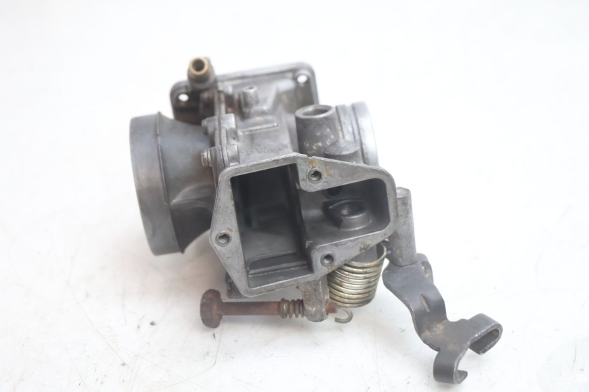 photo de CARBURADOR SUZUKI DR S 600 (1985 - 1989) - Primer plano de alta resolución