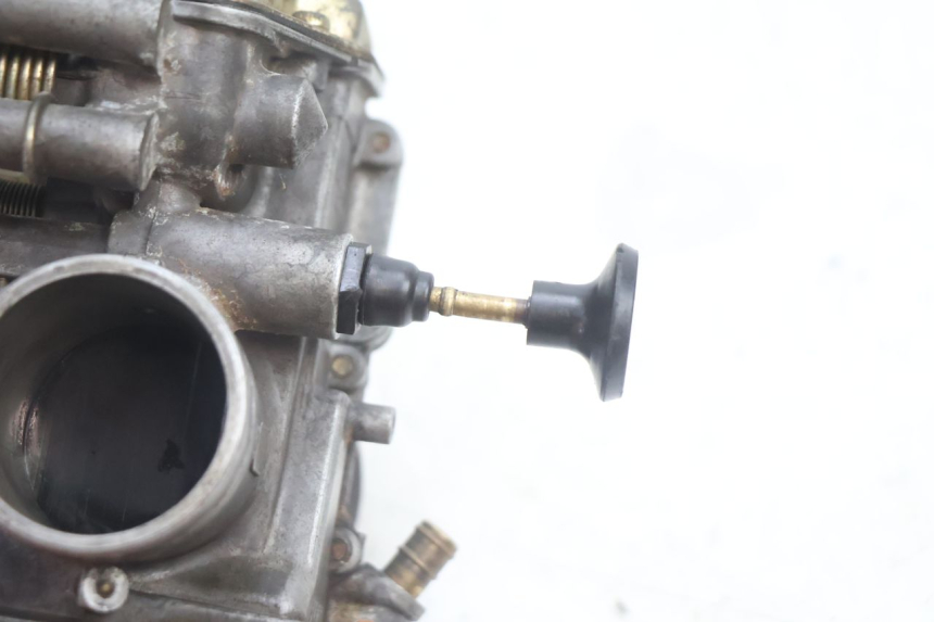 photo de CARBURADOR SUZUKI DR S 600 (1985 - 1989) - Primer plano técnico