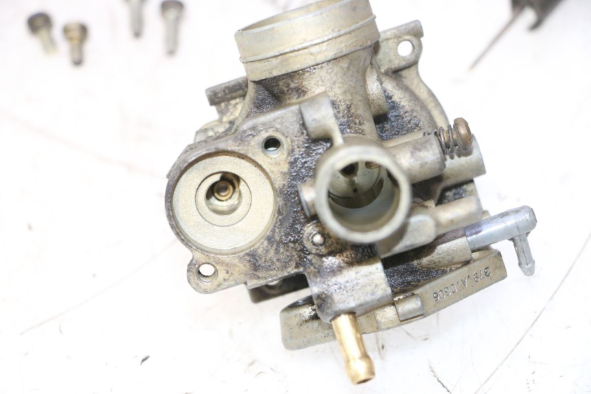 photo de CARBURADOR PEUGEOT ELYSTAR 50 (2002 - 2014) - Características distintivas