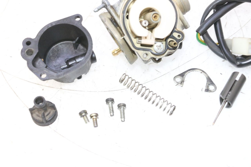 photo de CARBURADOR PEUGEOT ELYSTAR 50 (2002 - 2014) - Primer plano de alta resolución
