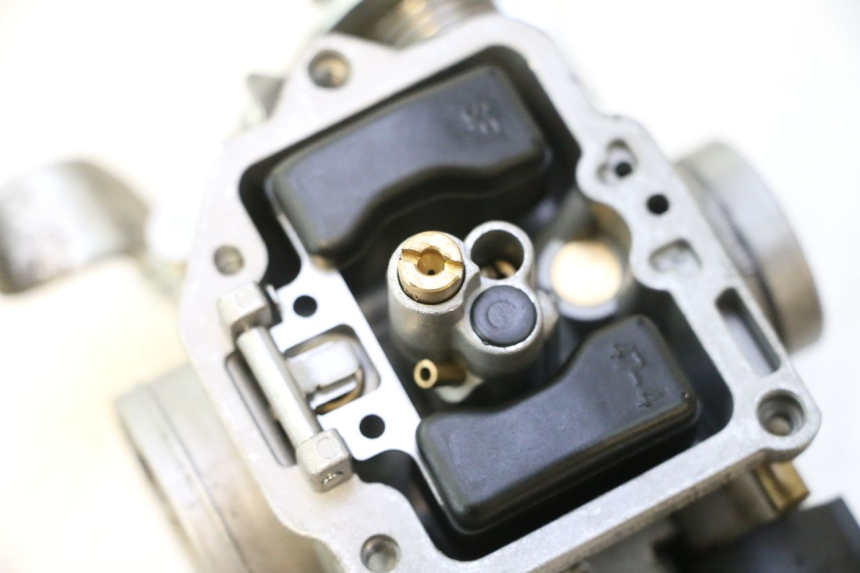 photo de CARBURADOR JM MOTORS EVOLIS 4T 50 (2018 - 2022) - Primer plano de alta resolución