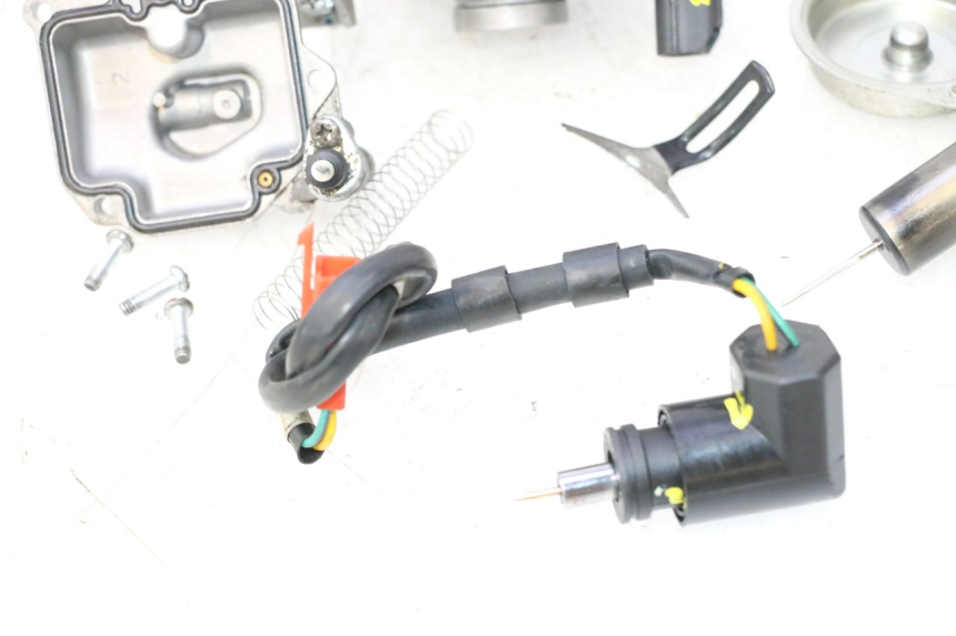 photo de CARBURADOR JM MOTORS EVOLIS 4T 50 (2018 - 2022) - Foto de producto adicional