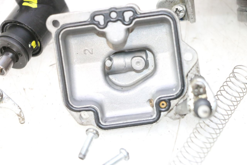 photo de CARBURADOR JM MOTORS EVOLIS 4T 50 (2018 - 2022) - Enfoque en la estructura