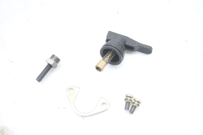 photo de CARBURADOR KEEWAY F-ACT FACT 50 (2006 - 2011) - Zoom sobre los componentes