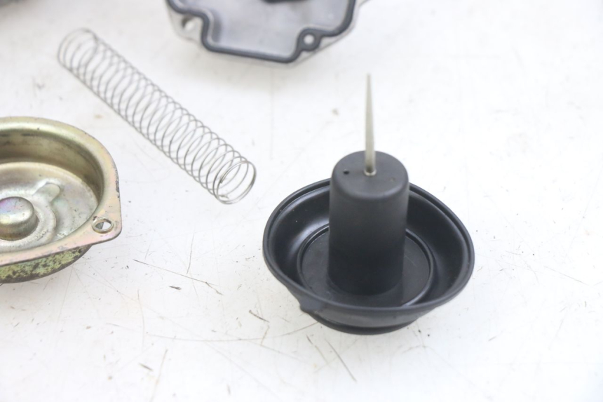 photo de CARBURADOR TNT MOTOR FASTINO 4T 50 (2013 - 2019) - Primer plano técnico