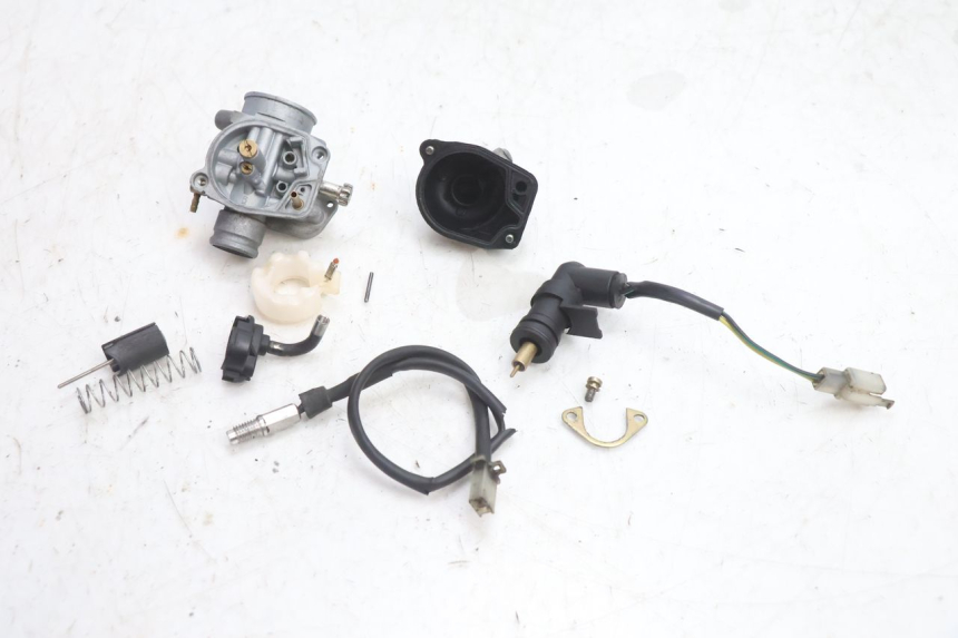 photo de CARBURADOR PIAGGIO FLY 2T 50 (2004 - 2017) - Estado de la superficie y material