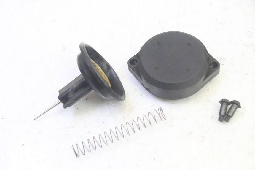 photo de CARBURADOR PIAGGIO FLY 4T 50 (2013 - 2017) - Características distintivas