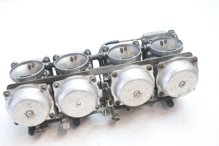 photo de CARBURADOR KAWASAKI GPX F ZX750F 750 (1986 - 1990) - Primer plano técnico